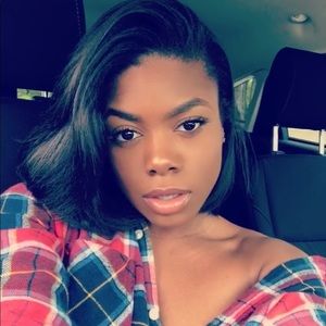 Meet your Posher, Shaye